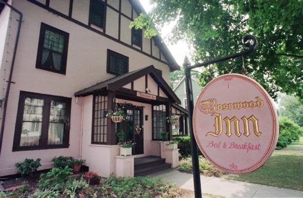 Rosewood Inn Corning Extérieur photo