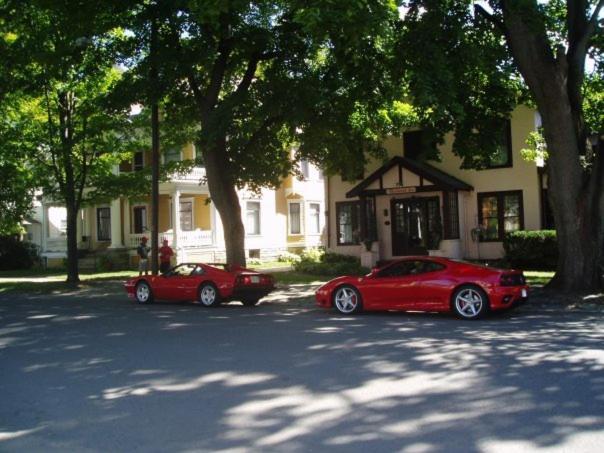 Rosewood Inn Corning Extérieur photo