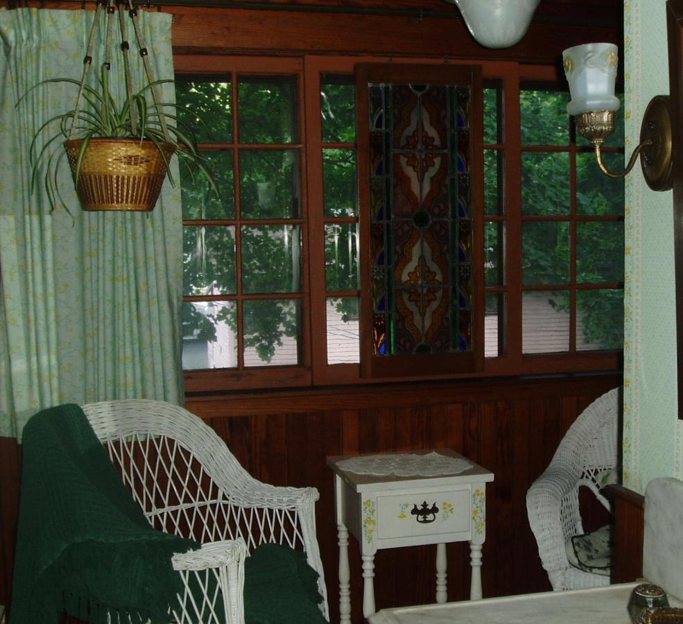 Rosewood Inn Corning Extérieur photo